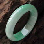 國色天香緬甸天然翡翠A貨冰糯種翡翠手鐲　內徑60MM圖