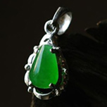 天然翡翠A貨老坑玻璃種滿綠翡翠18K白金玉吊墜-翠露圖