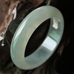 繁華傾盡緬甸天然翡翠冰種A貨玉手鐲 內徑57.9mm圖