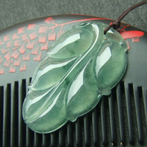 醉別煙雨緬甸天然老坑冰種飄花翡翠玉葉子掛件圖